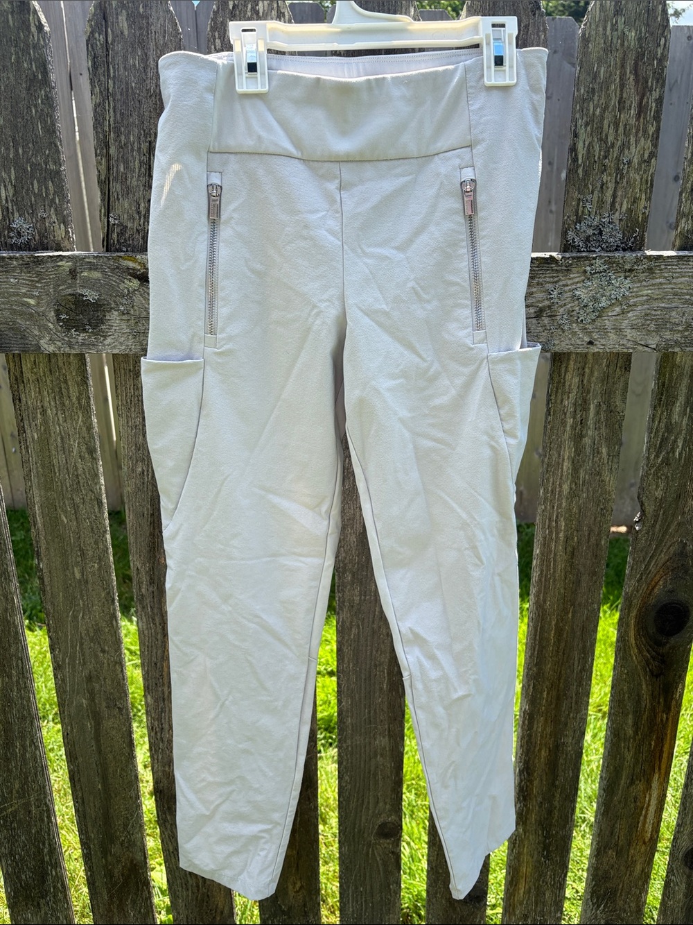Athleta Light Gray Cargo Joggers with Zip Pockets